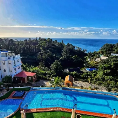 GoldOne Hotel & Suites Отели рядом с достопримечательностью «Парк развлечений Seri World»