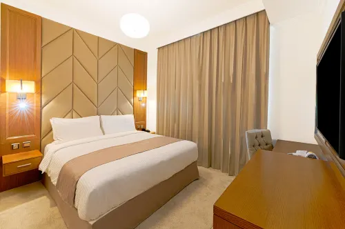 TIME Moonstone Hotel Apartments - Parking
