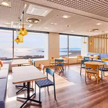 OARAI HOTEL