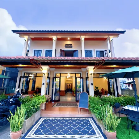 AnLan Hotel (Luang Prabang Old Town-Center Near My BanLao) Отели рядом с достопримечательностью «Ват Сенсоухарам»
