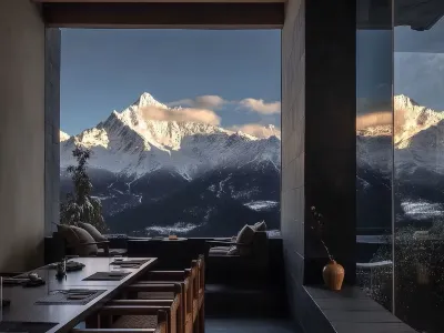 Encounter · Yunshanju · Hiker | Rizhao Jinshan·Meisu (Tiger Leaping Gorge Store) Hotels near Hutiao Stone