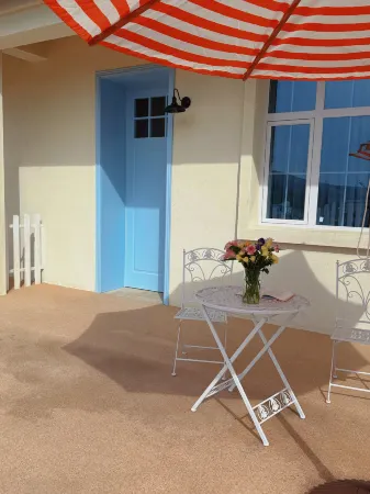 Asuowu Holiday Manor