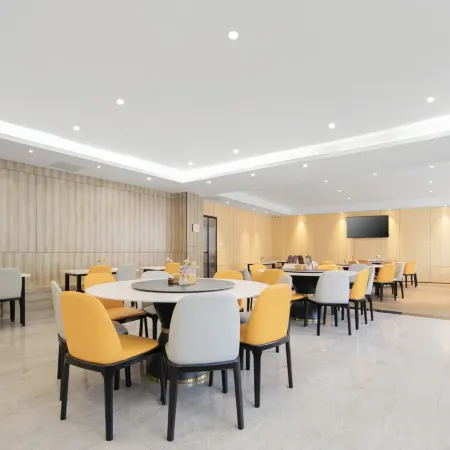 Lanshe Hotel (Wuhan University Xiaohongshan Subway Station Branch)