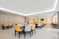 Lanshe Hotel (Wuhan University Xiaohongshan Subway Station Branch) - pemandangan pegunungan