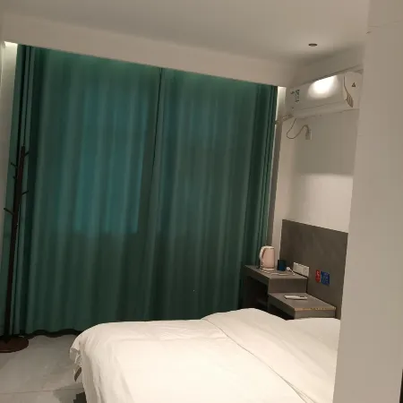 Pengcheng Hotel