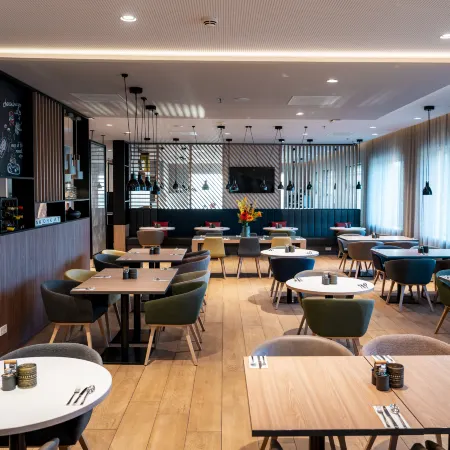 Holiday Inn EINDHOVEN AIRPORT by IHG