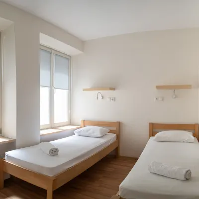 華沙夢想青年旅館 鄰近亞當·密茨凱維奇文學博物館的酒店