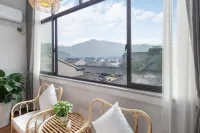 Xuanxuan·Lakeside Poetic Homestay (Millennium Ancient Street, Qianhu Lake, Ningbo)