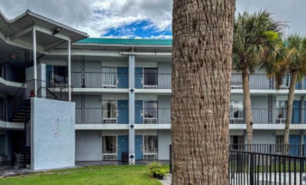 Motel 6 Altamonte Springs, FL
