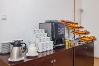 City Hotel Mátyás - servizio colazione