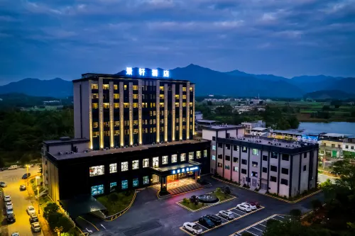 JingXuan hotel - Mountain view