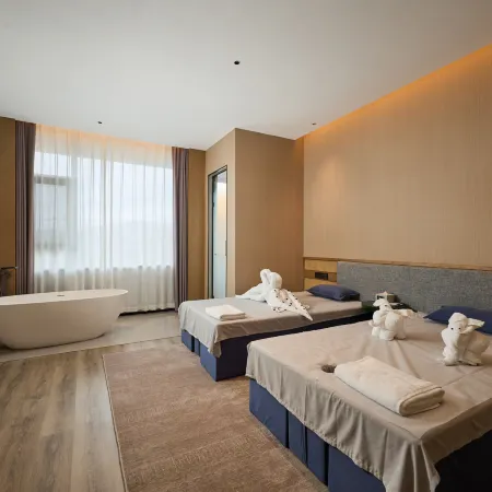 Floral Lux Hotel·Lanxi Resort Hotel
