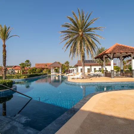 SeaBreeze Residence Mae Phim