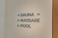 Sans Souci, Vienna - Gym