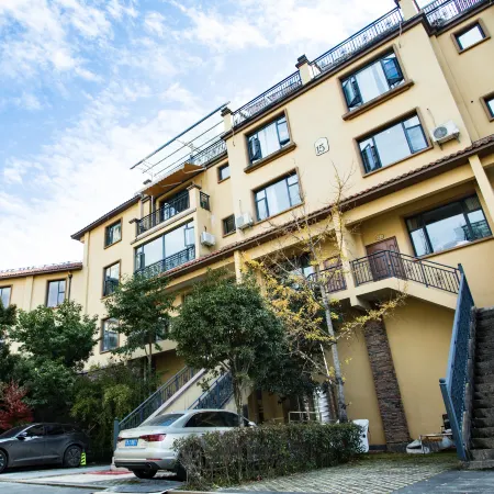 Shengshi Jinpin Homestay (Baoshan Wuzhou International Railway Station)