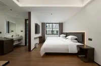 WE HOTEL