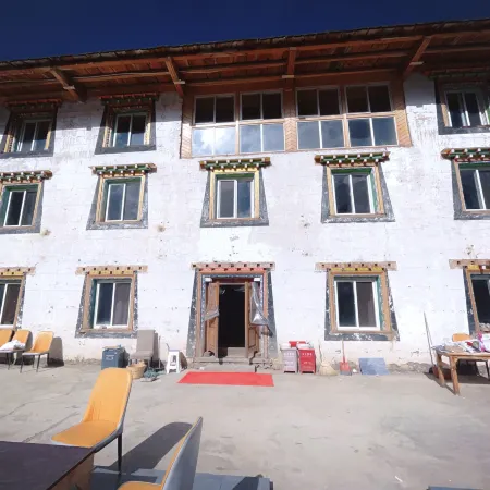 Yubeng impression boutique inn