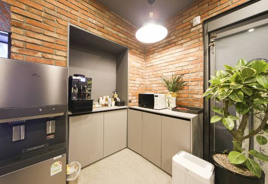 부천 자자호텔 객실 내부