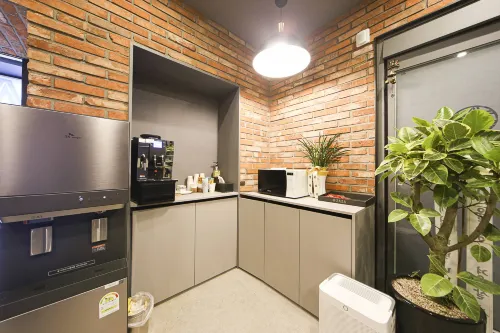 ZAZA Hotel - 3-Star