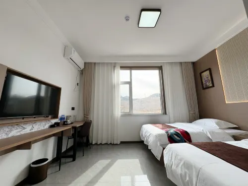 Simour Hotel