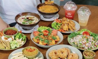 Quicky Stay Hotel Suphanburi