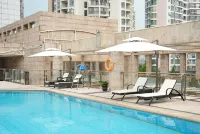 WYNDHAM GARDEN HAIKOU MEILAN - مسبح على السطح