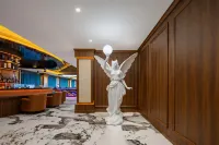 Kyriad Hotel (Baoding East Station Hebei University New Campus) - Bar