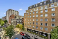 Cleveland Residences Bloomsbury Hotels near Bloomsbury