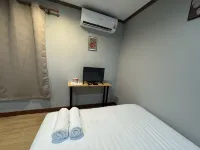 SP Place Mahasarakham Resort ムアンマハーサーラカームのホテル