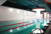 Yanda Water Resort Hotel (Rizhao Wanpingkou Scenic Area · Rizhao Station Branch) - Yüzme Havuzu