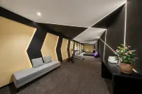 NATO.Walking in the Clouds    Hotel