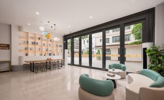 Licheng Yunman Hotel (Wenchang High speed Railway Station Wennan Old Street Branch)