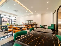 Dream Future Vang Vieng Hotel Hotels near Post Office
