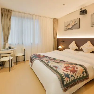 拾光微瀾酒店(福州三坊七巷五一廣場店) Hotels near Yu Mountain Scenic Park