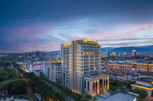 Jinhu Hotel