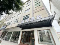 Guangning Baiman Hotel
