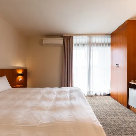 Jiuwu Hotel