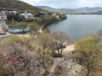 Lake Jingpo Baoyuewan Hotel (Lake Jingpo Scenic Area)