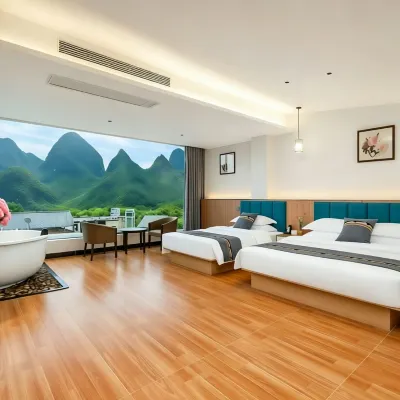 Heyaju Guesthouse (Yangshuo Yulong River) Hotels near Lion Mountain