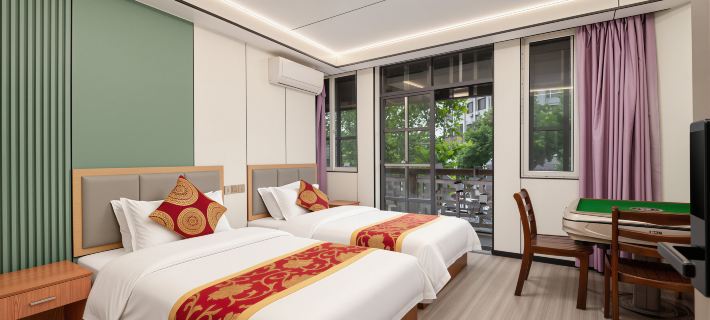 Fucheng Dazhong Hotel Отели в г. Linhai