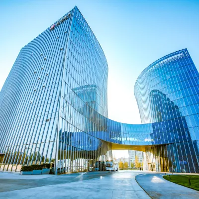 Jianguo Hotel·HUANQIU Hotels near Universal Beijing Resort