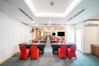 Aston Pluit Hotel & Residence - Business