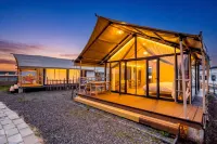 Jiuyue Luxury Boutique Stay (Saihanba Yudaokou Grassland Scenic Area) - พร้อมระเบียง