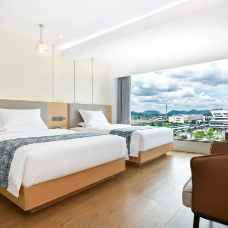 Yuqi Hotel (Anshun High-Speed Railway West Station)