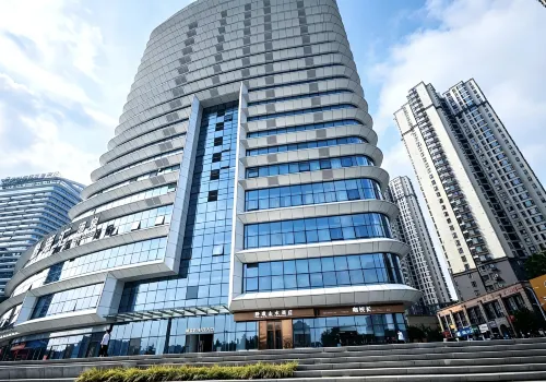 CHARMLAND HOTEL - 3-Star