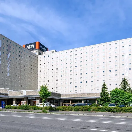 APA Hotel and Resort (Sapporo) Отели рядом с достопримечательностью «Станция метро Sumikawa»