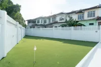 Bukit Indah Villa with Private Pool KTV Snooker 11 pax by Stayrene - Villas