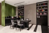 milton Hotel - 2-Star