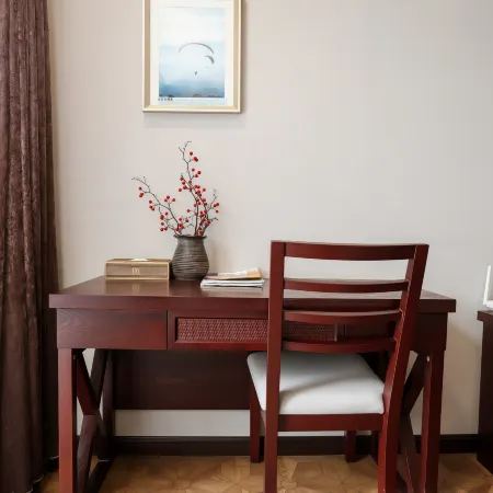 Jinggu Yingjiang International Hotel