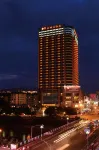 Ramada by Wyndham Longyan - parking